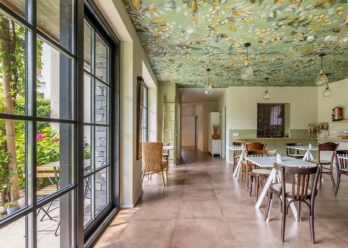 Отель Elvezia Каннобио