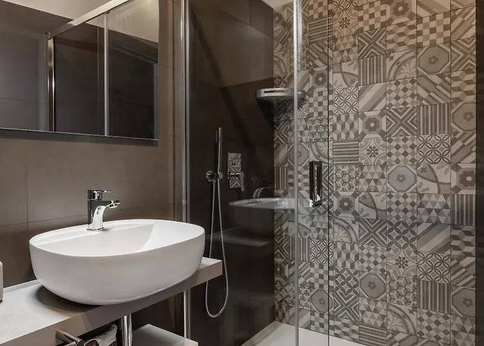 Отель Elvezia Каннобио