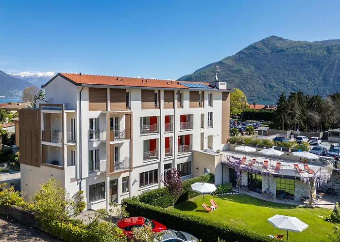 Отель Elvezia 3*