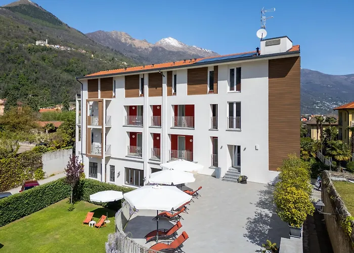 מלון Elvezia קנוביו